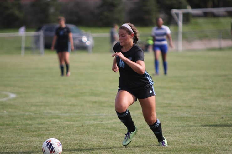 Womens Soccer Finishes Regular Season With A Victory