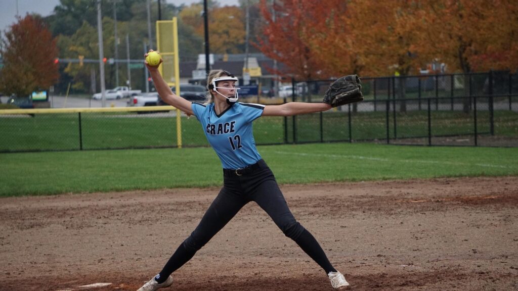 softball pitcher