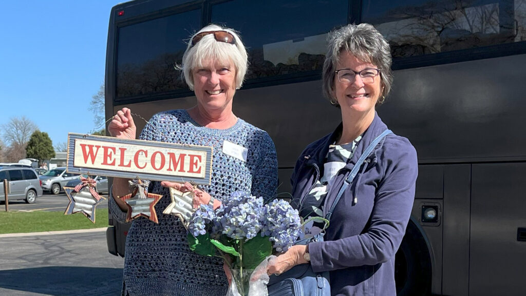 Ladies Charter Bus Thrifting Trip
