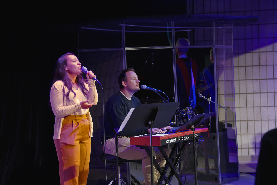 Worship-In-Chapel 