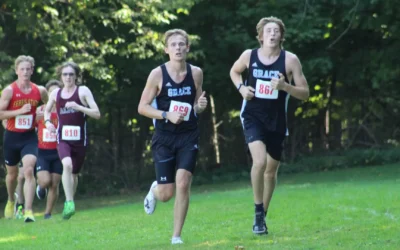 Led by Deneui & Hinkle, Cross Country Runs Strong at Lansing Invite